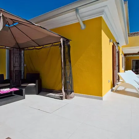 Star Holiday home Pula