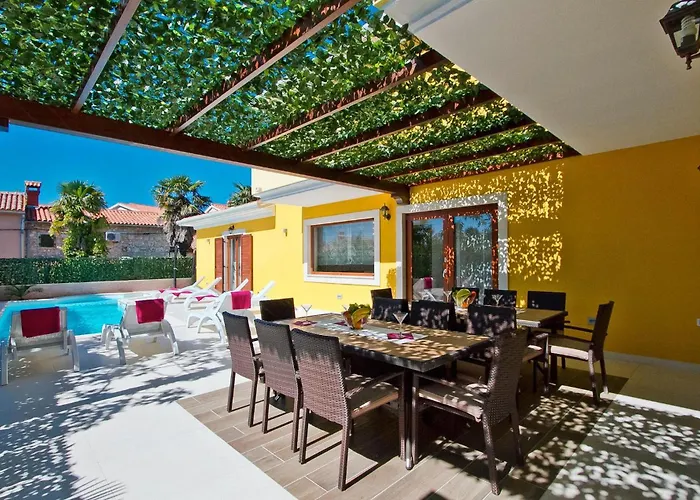 Star Ferienhaus *