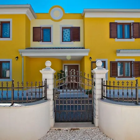 Star Holiday home Pula